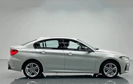 BMW 1 серия, 2022 год, 1 650 000 рублей, 8 фотография