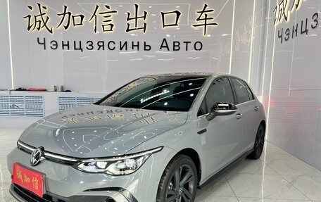 Volkswagen Golf VIII, 2022 год, 1 730 000 рублей, 2 фотография