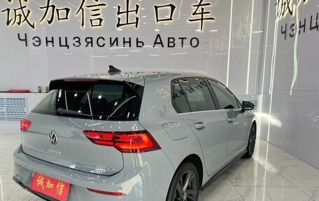 Volkswagen Golf VIII, 2022 год, 1 730 000 рублей, 4 фотография