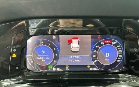 Volkswagen Golf VIII, 2022 год, 1 730 000 рублей, 6 фотография