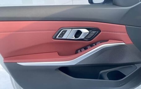 BMW 3 серия, 2023 год, 3 650 000 рублей, 12 фотография