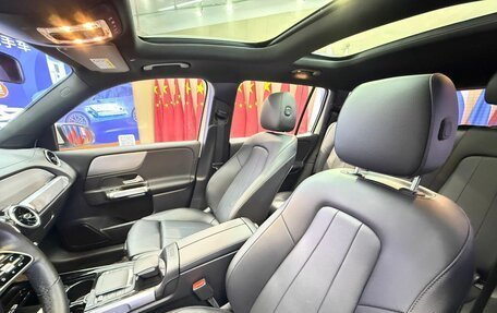 Mercedes-Benz GLB, 2021 год, 2 710 000 рублей, 11 фотография