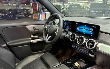 Mercedes-Benz GLB, 2021 год, 2 710 000 рублей, 9 фотография