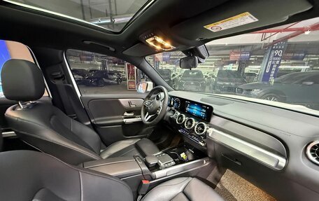 Mercedes-Benz GLB, 2021 год, 2 710 000 рублей, 8 фотография