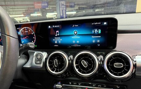 Mercedes-Benz GLB, 2021 год, 2 710 000 рублей, 18 фотография