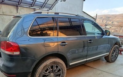 Volkswagen Touareg III, 2004 год, 750 000 рублей, 1 фотография