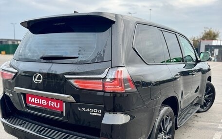 Lexus LX III, 2018 год, 6 930 000 рублей, 4 фотография