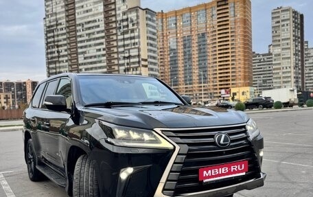 Lexus LX III, 2018 год, 6 930 000 рублей, 8 фотография