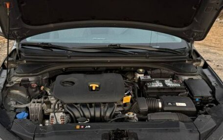 Hyundai Elantra VI рестайлинг, 2019 год, 1 500 000 рублей, 6 фотография