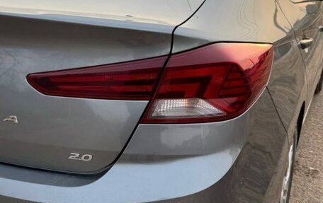 Hyundai Elantra VI рестайлинг, 2019 год, 1 500 000 рублей, 10 фотография