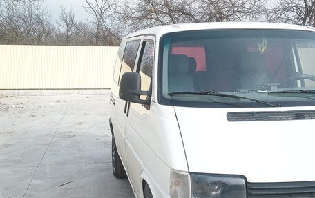 Volkswagen Transporter T4, 1994 год, 650 000 рублей, 3 фотография