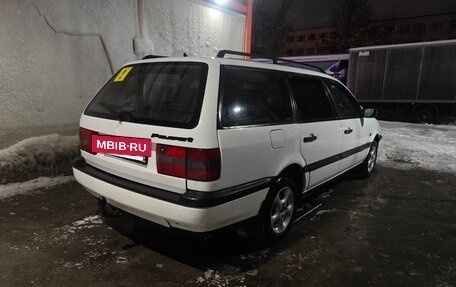 Volkswagen Passat B4, 1995 год, 300 000 рублей, 3 фотография