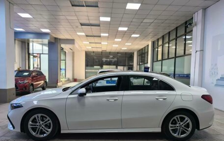 Mercedes-Benz CLA, 2022 год, 2 280 000 рублей, 3 фотография