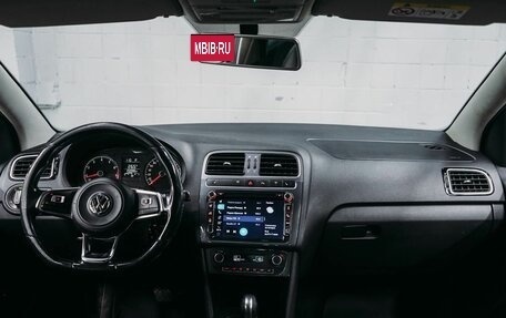 Volkswagen Polo VI (EU Market), 2019 год, 697 900 рублей, 10 фотография
