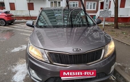 KIA Rio III рестайлинг, 2011 год, 1 000 000 рублей, 3 фотография