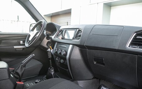 ЛуАЗ Patriot, 2018 год, 1 055 000 рублей, 21 фотография