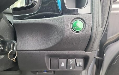 Honda Shuttle II, 2019 год, 1 294 000 рублей, 13 фотография