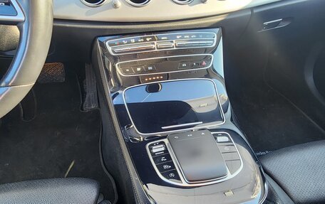 Mercedes-Benz E-Класс, 2021 год, 3 385 000 рублей, 16 фотография