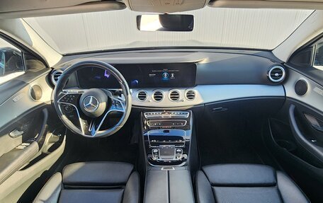 Mercedes-Benz E-Класс, 2021 год, 3 385 000 рублей, 15 фотография