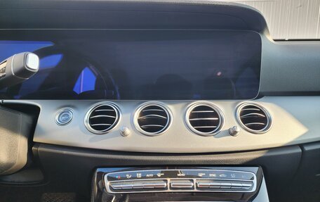 Mercedes-Benz E-Класс, 2021 год, 3 385 000 рублей, 17 фотография