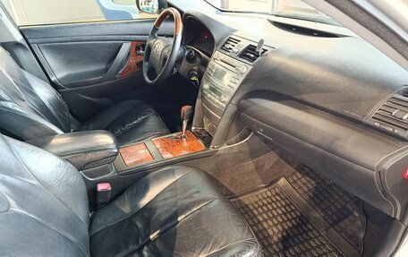 Toyota Camry, 2007 год, 920 000 рублей, 8 фотография