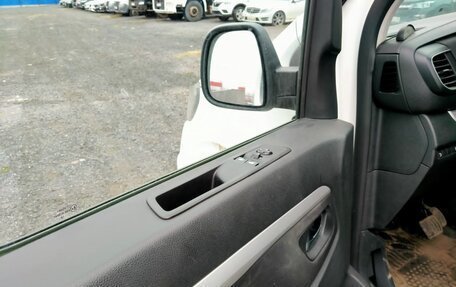 Peugeot Traveller I, 2019 год, 2 702 914 рублей, 7 фотография