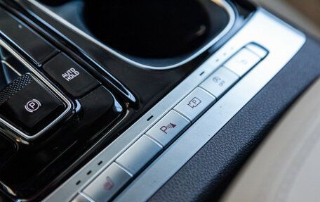 KIA Carnival, 2024 год, 6 490 000 рублей, 20 фотография