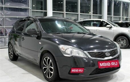 KIA cee'd I рестайлинг, 2010 год, 799 000 рублей, 3 фотография