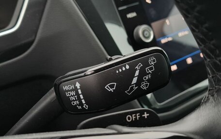 Volkswagen Tiguan II, 2020 год, 2 497 000 рублей, 15 фотография