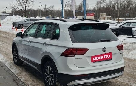 Volkswagen Tiguan II, 2020 год, 2 497 000 рублей, 9 фотография