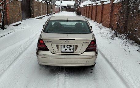 Mercedes-Benz C-Класс, 2005 год, 515 000 рублей, 4 фотография