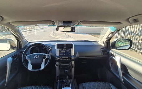 Toyota Land Cruiser Prado 150 рестайлинг 2, 2013 год, 3 150 000 рублей, 7 фотография