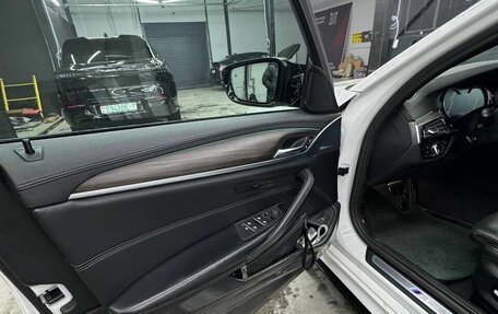 BMW 5 серия, 2017 год, 2 850 000 рублей, 7 фотография