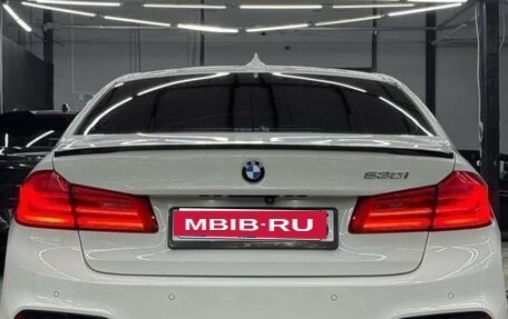 BMW 5 серия, 2017 год, 2 850 000 рублей, 17 фотография