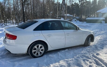 Audi A4, 2011 год, 850 000 рублей, 5 фотография