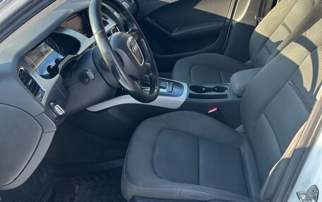 Audi A4, 2011 год, 850 000 рублей, 10 фотография