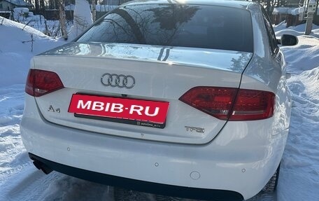 Audi A4, 2011 год, 850 000 рублей, 6 фотография