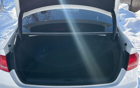 Audi A4, 2011 год, 850 000 рублей, 19 фотография