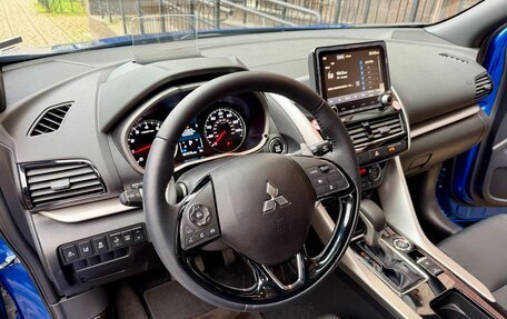 Mitsubishi Eclipse Cross, 2022 год, 2 550 000 рублей, 14 фотография