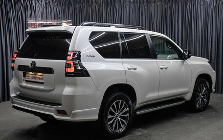 Toyota Land Cruiser Prado 150 рестайлинг 2, 2021 год, 7 998 000 рублей, 5 фотография