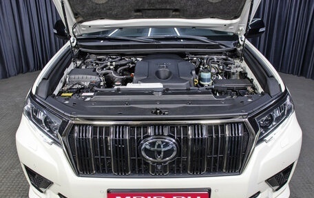 Toyota Land Cruiser Prado 150 рестайлинг 2, 2021 год, 7 998 000 рублей, 9 фотография