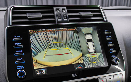 Toyota Land Cruiser Prado 150 рестайлинг 2, 2021 год, 7 998 000 рублей, 20 фотография