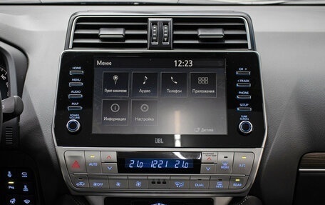 Toyota Land Cruiser Prado 150 рестайлинг 2, 2021 год, 7 998 000 рублей, 13 фотография