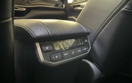 Toyota Highlander, 2025 год, 6 300 000 рублей, 10 фотография