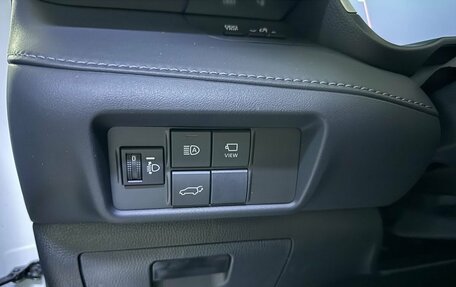 Toyota Highlander, 2025 год, 6 300 000 рублей, 9 фотография