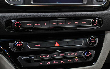 KIA Carnival III, 2019 год, 3 898 000 рублей, 14 фотография