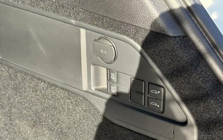 Volkswagen Touareg III, 2017 год, 3 800 000 рублей, 10 фотография