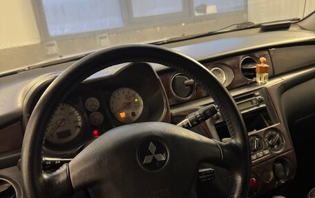 Mitsubishi Outlander III рестайлинг 3, 2003 год, 770 000 рублей, 5 фотография