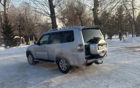 Mitsubishi Pajero IV, 2011 год, 1 800 000 рублей, 6 фотография