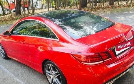 Mercedes-Benz E-Класс, 2015 год, 2 400 000 рублей, 4 фотография